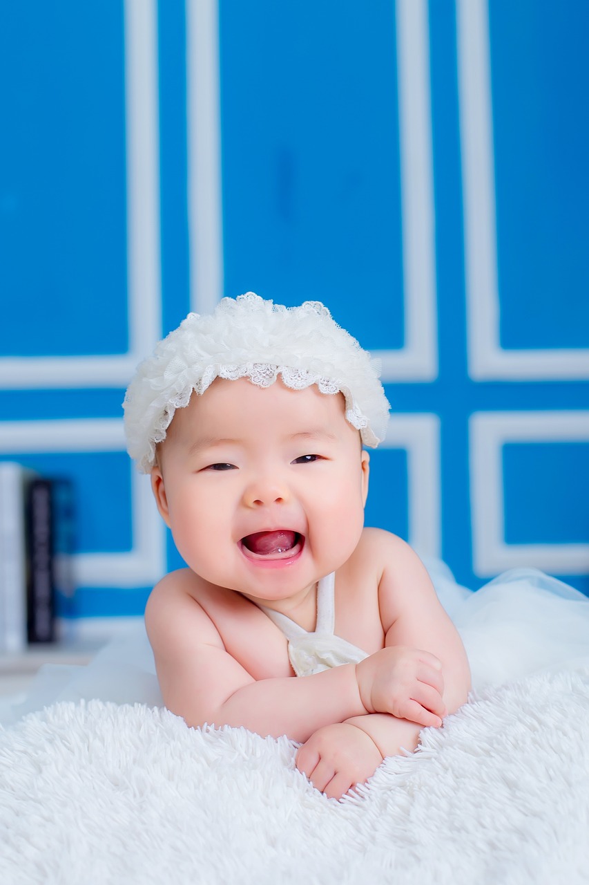 同性恋代孕：小试管代生的孩子脱发什么原因导致的（小试管代生的孩子脱发的原因是什么）
