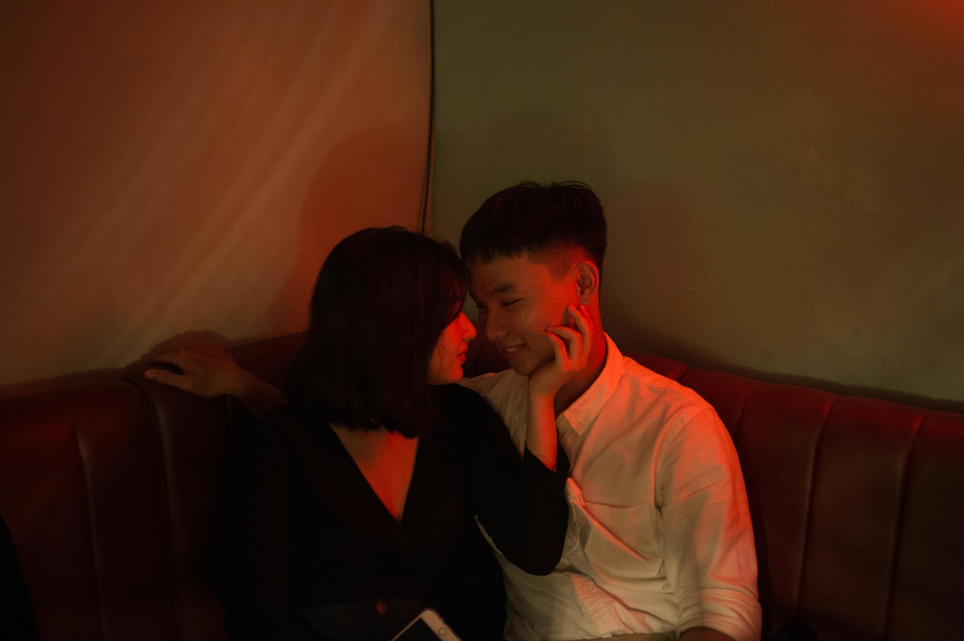 代孕费用多少-爱一个女试管代生的孩子的真心话（爱一个女人的真心话）