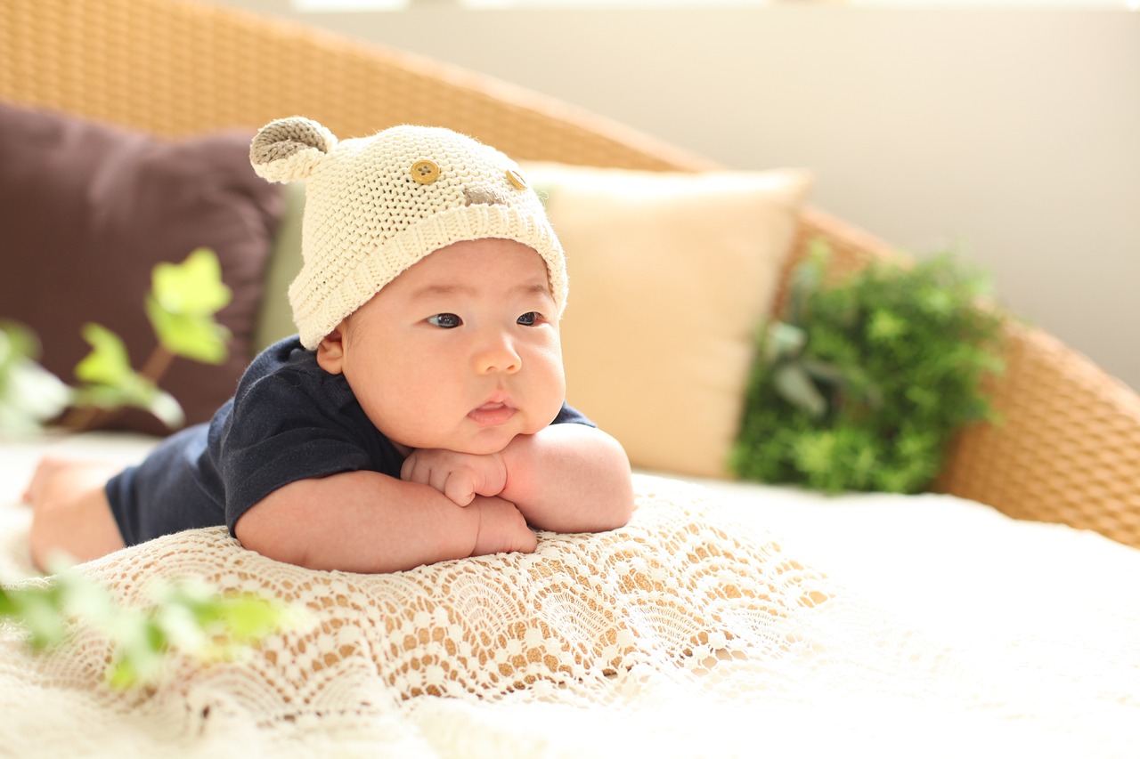 父母离婚试管代生的孩子最惨视频（父母离婚试管代生的孩子真实感受）